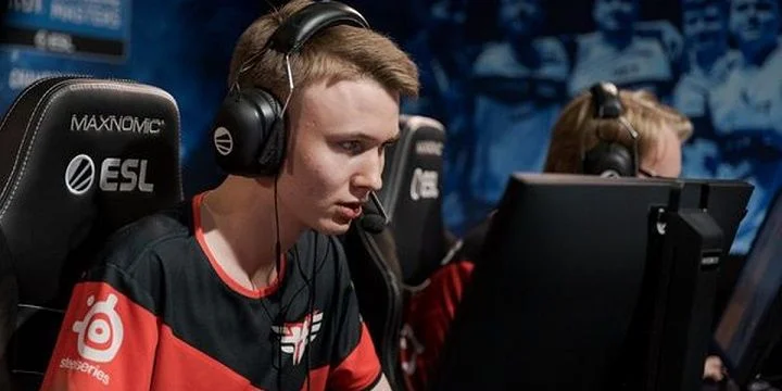 Heroic — BIG. Прогноз на матч CS:GO (5 октября 2021 года) Heroic — BIG. Прогноз на матч CS:GO (5 октября 2021 года)