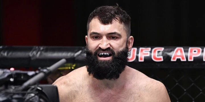 Андрей Орловский — Карлос Фелипе. Прогноз на UFC (17 октября 2021 года)