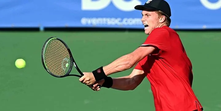 Дженсон Бруксби - Диего Шварцман