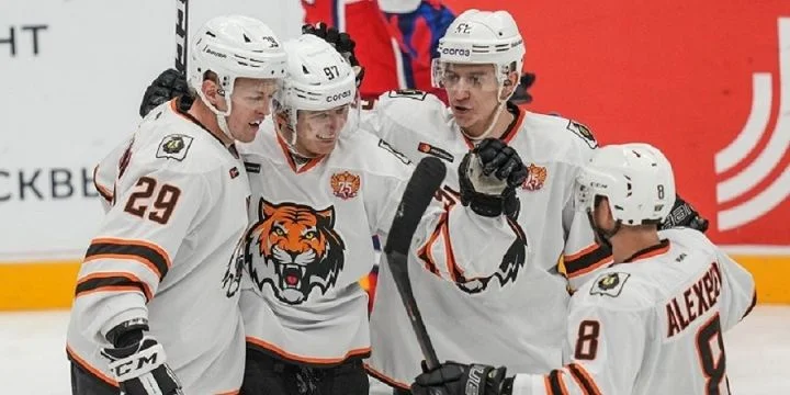 Амур — Динамо Минск. Прогноз на матч КХЛ (24 октября 2021 года) Амур — Динамо Минск. Прогноз на матч КХЛ (24 октября 2021 года)