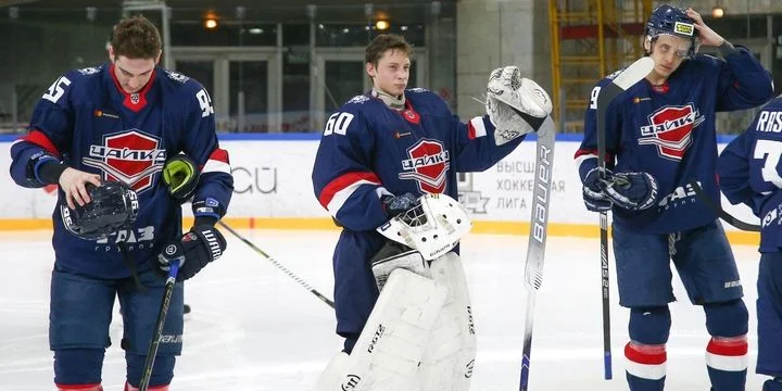 Чайка – Локо-76. Прогноз (кф.2,18) на матч МХЛ (28 декабря 2021 года) Чайка – Локо-76. Прогноз (кф.2,18) на матч МХЛ (28 декабря 2021 года)