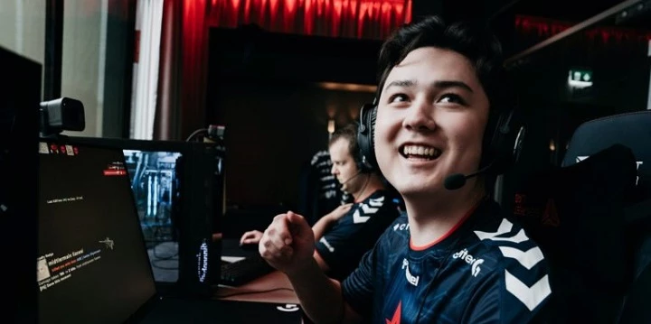 Astralis — OG. Прогноз на матч CS:GO (29 января 2022 года) Astralis — OG. Прогноз на матч CS:GO (29 января 2022 года)
