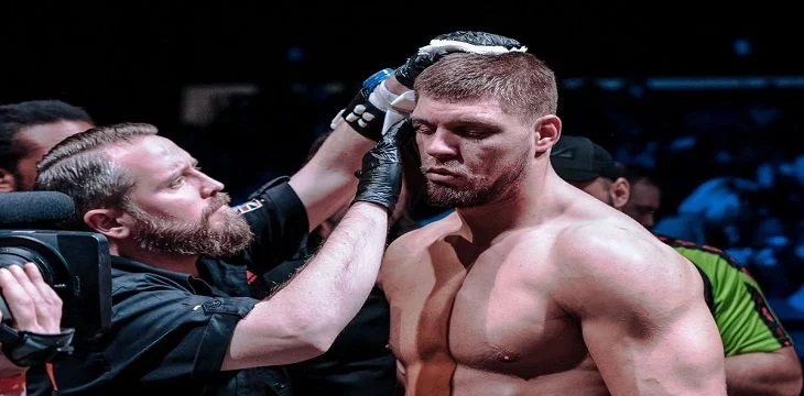 Денис Смолдарев - Дэниэл Джеймс Денис Смолдарев - Дэниэл Джеймс