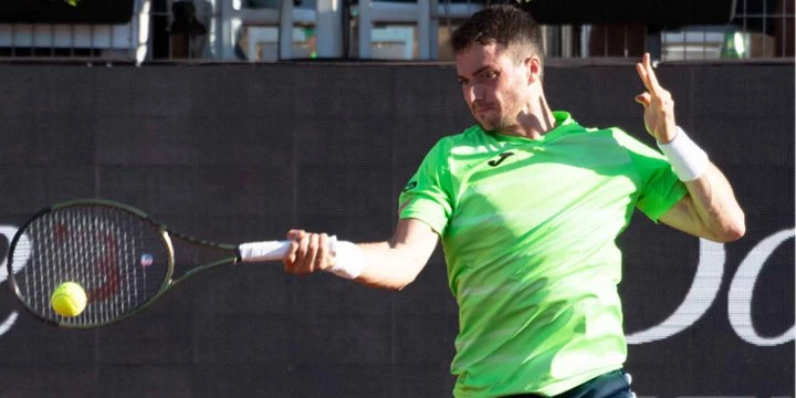 Харри — Мартинес Портеро. Прогноз на матч ATP Кицбюэль (26 июля 2022 года) Харри — Мартинес Портеро. Прогноз на матч ATP Кицбюэль (26 июля 2022 года)