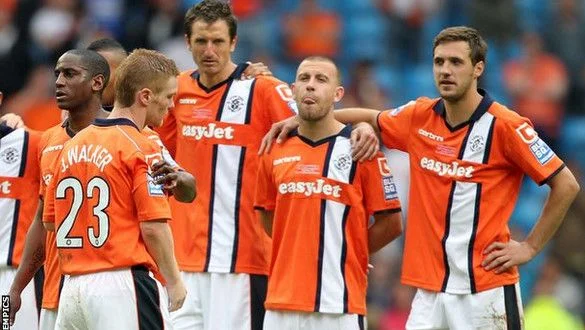 Бристоль Сити - Лутон Таун Бристоль Сити - Лутон Таун
