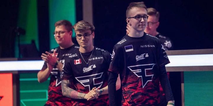 FaZe Clan — Complexity. Прогноз на матч CS:GO (27 сентября 2022 года) FaZe Clan — Complexity. Прогноз на матч CS:GO (27 сентября 2022 года)