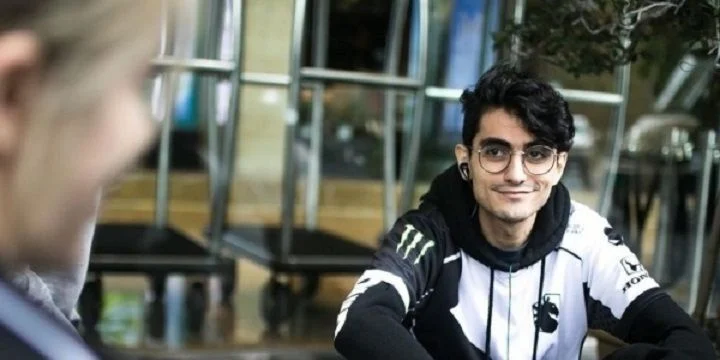 Team Liquid - Royal Never Give Up Team Liquid - Royal Never Give Up