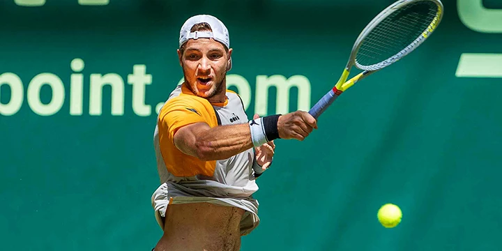 Флавио Коболли — Ян-Леннард Штруфф. Прогноз на матч ATP Бергамо (1 ноября 2022 года)
Флавио Коболли — Ян-Леннард Штруфф. Прогноз на матч ATP Бергамо (1 ноября 2022 года)