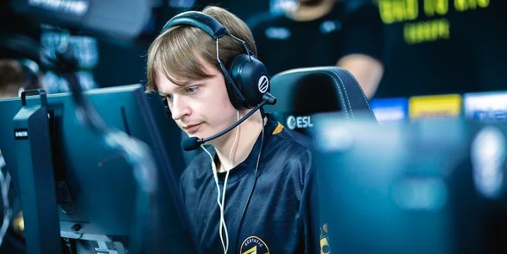 ECSTATIC — Into The Breach. Прогноз на матч CS:GO (5 декабря 2022 года) ECSTATIC — Into The Breach. Прогноз на матч CS:GO (5 декабря 2022 года)