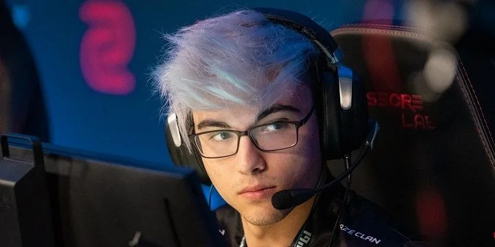Team Liquid - FaZe Clan Team Liquid - FaZe Clan