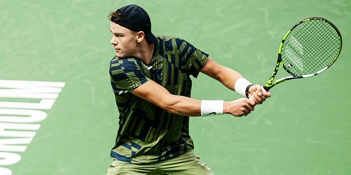 Доминик Тим — Хольгер Руне. Прогноз на матч выставочного турнира World Tennis League (22 декабря 2022 года)
Доминик Тим — Хольгер Руне. Прогноз на матч выставочного турнира World Tennis League (22 декабря 2022 года)