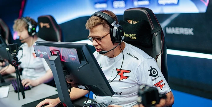 FaZe Clan — OG. Прогноз на матч CS:GO (26 января 2023 года) FaZe Clan — OG. Прогноз на матч CS:GO (26 января 2023 года)