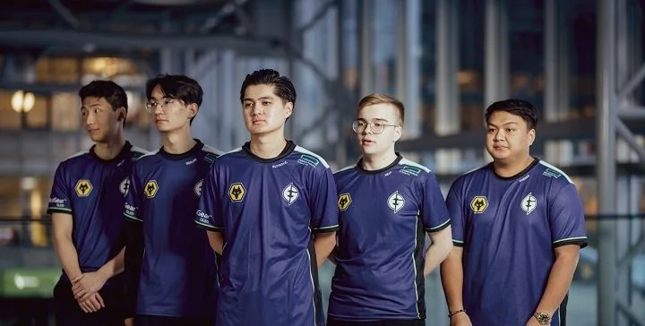 Evil Geniuses - Sprout Evil Geniuses - Sprout