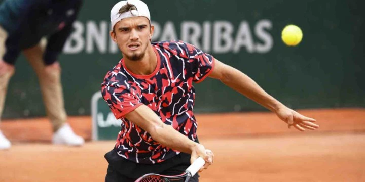 Махач — Штруфф. Прогноз на матч ATP Манама (17 февраля 2023 года) Махач — Штруфф. Прогноз на матч ATP Манама (17 февраля 2023 года)
