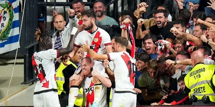 Райо Вальекано - Жирона Райо Вальекано - Жирона