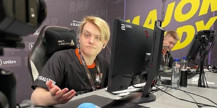 Virtus.pro - MOUZ Virtus.pro - MOUZ