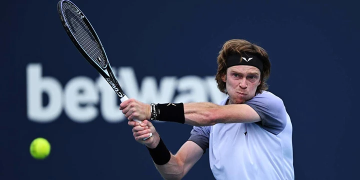 Андрей Рублев — Ян-Леннард Штруфф. Прогноз на матч ATP Монте-Карло (14 апреля 2023 года)
Андрей Рублев — Ян-Леннард Штруфф. Прогноз на матч ATP Монте-Карло (14 апреля 2023 года)