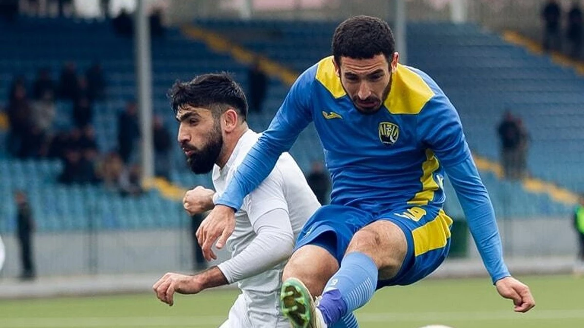 Кяпаз — Туран. Прогноз и ставки на матч чемпионата Азербайджана (18 августа 2023 года) Кяпаз — Туран. Прогноз и ставки на матч чемпионата Азербайджана (18 августа 2023 года)