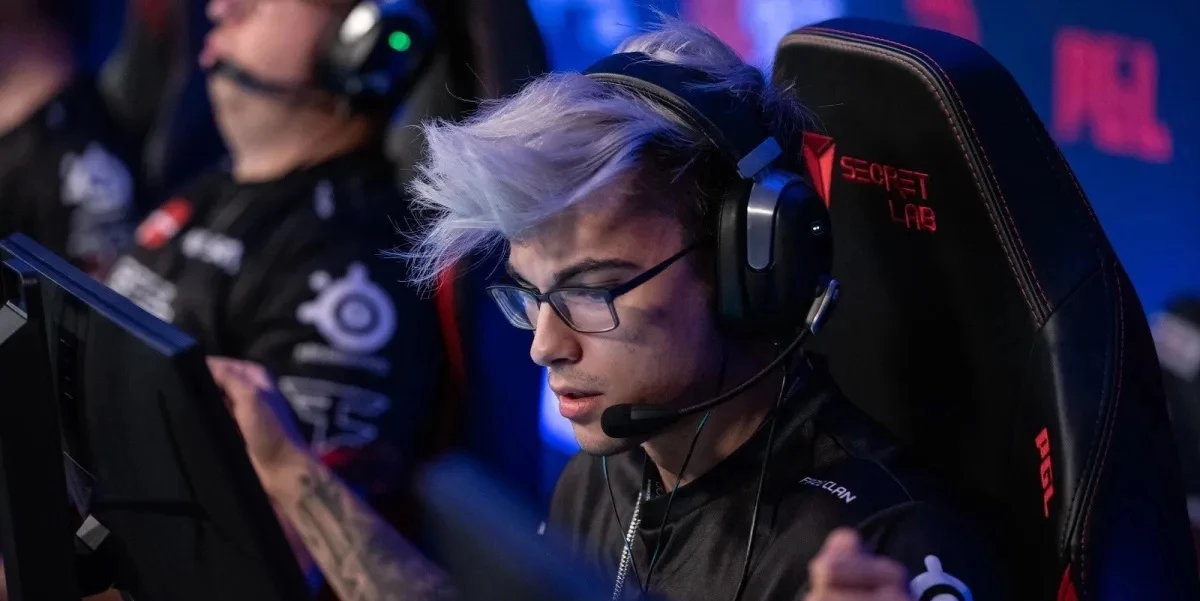 FaZe Clan — MOUZ. Прогноз и ставки на матч CS:GO (27 сентября 2023 года) FaZe Clan — MOUZ. Прогноз и ставки на матч CS:GO (27 сентября 2023 года)