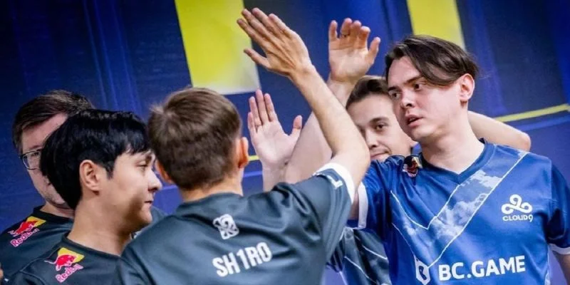 Cloud9 – Team Vitality. Прогноз (кф. 2.08) и ставки на матч CS2 (14 декабря 2023 года) Cloud9 – Team Vitality. Прогноз (кф. 2.08) и ставки на матч CS2 (14 декабря 2023 года)