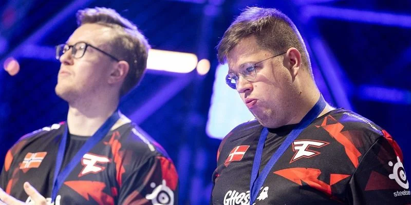 FaZe Clan – 9 Pandas. Прогноз и ставки на матч CS2 (14 февраля 2024 года) FaZe Clan – 9 Pandas. Прогноз и ставки на матч CS2 (14 февраля 2024 года)