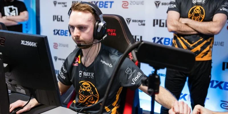 ENCE eSports - B8 ENCE eSports - B8