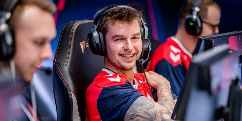 Ninjas in Pyjamas — Astralis. Прогноз и ставки на матч CS:GO (6 июня 2024 года) Ninjas in Pyjamas — Astralis. Прогноз и ставки на матч CS:GO (6 июня 2024 года)