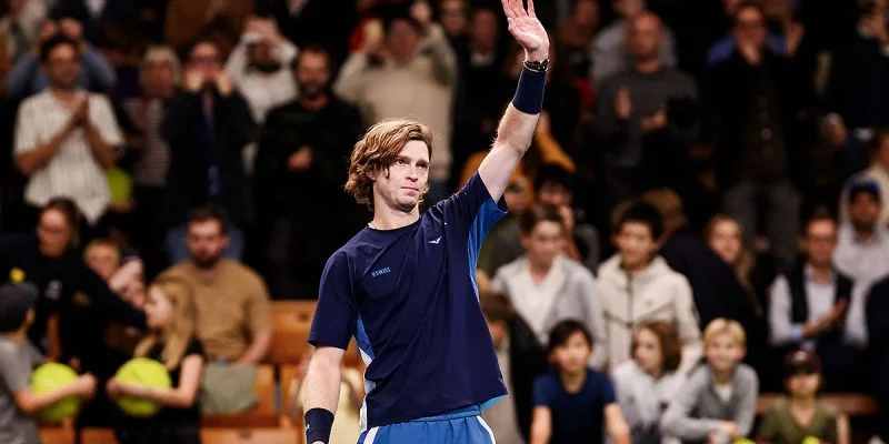 Рублев — Вавринка. Прогноз и ставки на матч ATP Стокгольм (18 октября 2024 года)
Рублев — Вавринка. Прогноз и ставки на матч ATP Стокгольм (18 октября 2024 года)