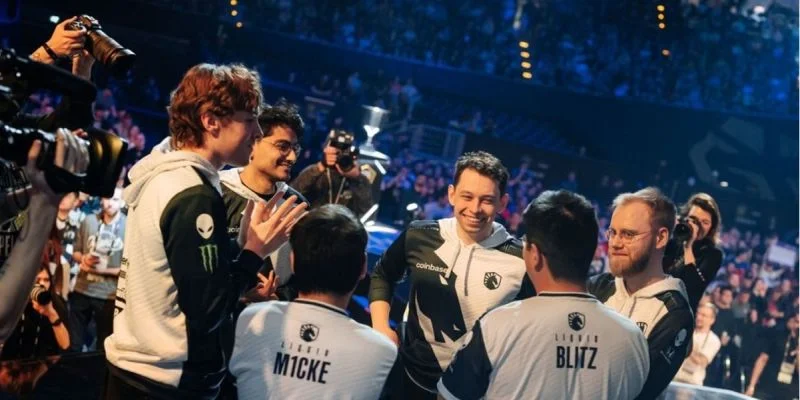 PARIVISION - Team Liquid: прогноз и ставки на матч DreamLeague Season 24 (30 октября 2024 года) PARIVISION - Team Liquid: прогноз и ставки на матч DreamLeague Season 24 (30 октября 2024 года)