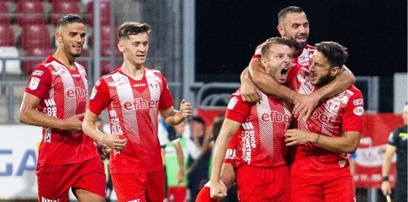 Глория — УТА Арад: прогноз (кф. 2.90) и ставки на матч чемпионата Румынии (3 марта 2025 года) Глория — УТА Арад: прогноз (кф. 2.90) и ставки на матч чемпионата Румынии (3 марта 2025 года)