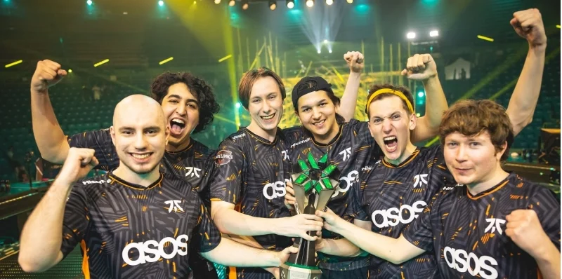 Spirit Academy — Fnatic: прогноз (кф. 2.04) и ставки на матч CCT Europe Series (5 марта 2025 года) Spirit Academy — Fnatic: прогноз (кф. 2.04) и ставки на матч CCT Europe Series (5 марта 2025 года)