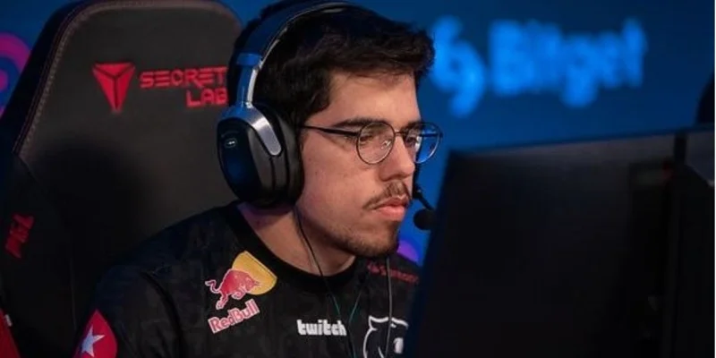 Тим Falcons - Furia eSports Тим Falcons - Furia eSports