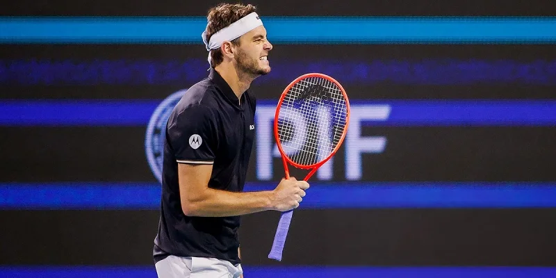 Тейлор Фриц — Бенджамин Бонзи: прогноз и ставки на матч ATP Мадрид (27 апреля 2025 года)
Тейлор Фриц — Бенджамин Бонзи: прогноз и ставки на матч ATP Мадрид (27 апреля 2025 года)