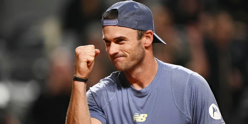 Хуберт Гуркач — Томми Пол: прогноз и ставки на матч ATP Рим (15 мая 2025 года)
Хуберт Гуркач — Томми Пол: прогноз и ставки на матч ATP Рим (15 мая 2025 года)