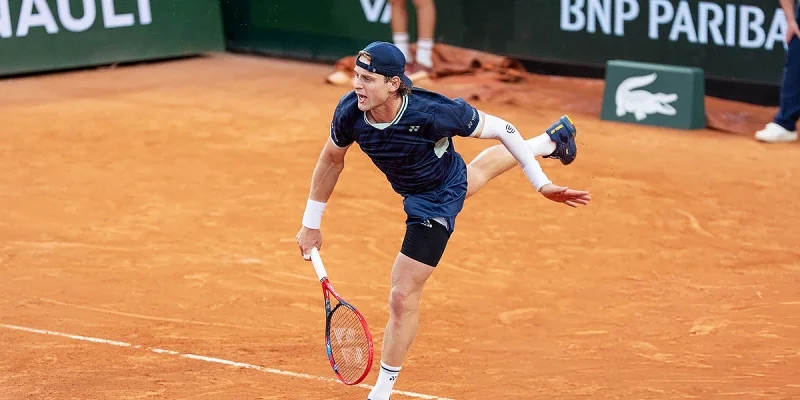 Алексей Попырин — Зизу Бергс: прогноз и ставки на матч ATP Хертогенбос (12 июня 2025 года)
Алексей Попырин — Зизу Бергс: прогноз и ставки на матч ATP Хертогенбос (12 июня 2025 года)
