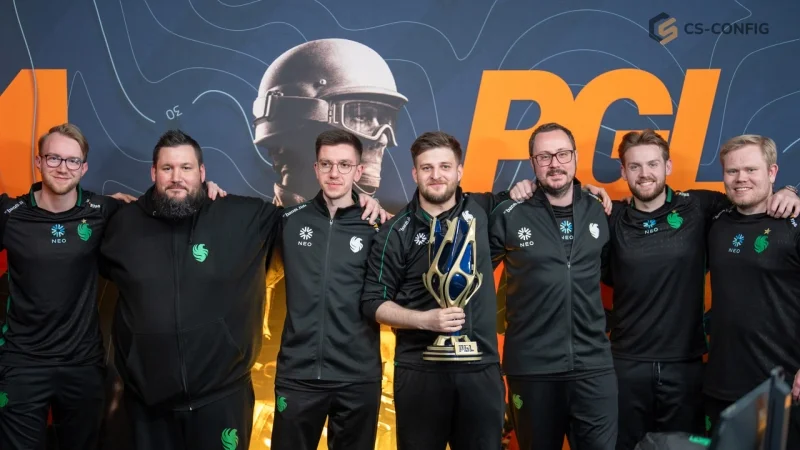 MOUZ - Тим Falcons MOUZ - Тим Falcons