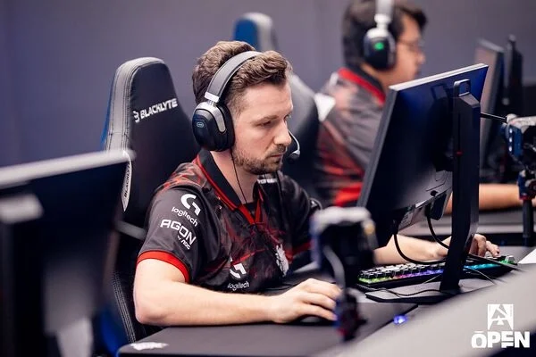 G2 Esports - FaZe Clan