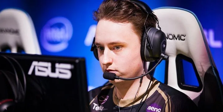 Godsent - NIP Godsent - NIP