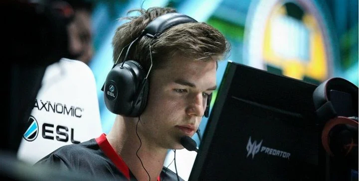 FaZe - Astralis FaZe - Astralis