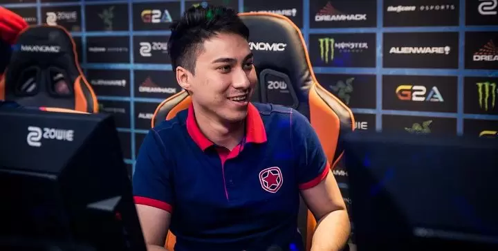 Renegades - Gambit. Прогноз и ставки на CS:GO (17.06.2018) Renegades - Gambit. Прогноз и ставки на CS:GO (17.06.2018)