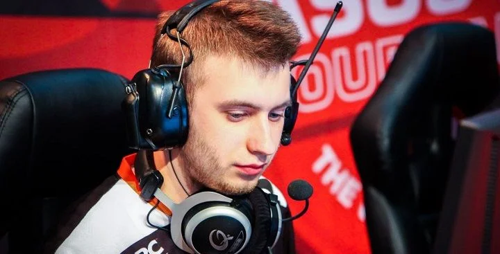 Virtus.Pro - Epsilon Virtus.Pro - Epsilon