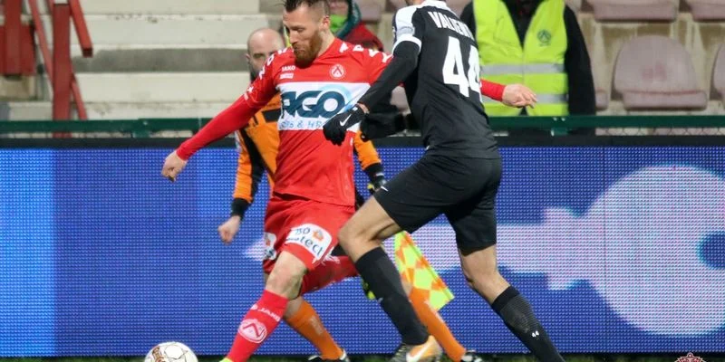 Мускрон-Перювельз - Эйпен Мускрон-Перювельз - Эйпен