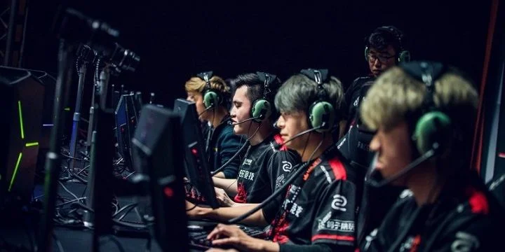 TyLoo - HellRaisers TyLoo - HellRaisers