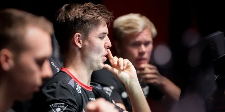 Astralis - FaZe Clan Astralis - FaZe Clan