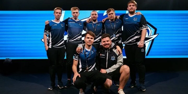 Vega Squadron - Fragsters Vega Squadron - Fragsters