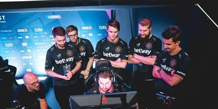 NIP - FaZe Clan NIP - FaZe Clan