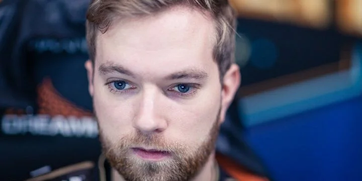 eUnited - Fnatic eUnited - Fnatic