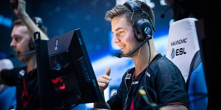 Astralis - Liquid Astralis - Liquid