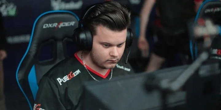 HellRaisers - Gambit HellRaisers - Gambit