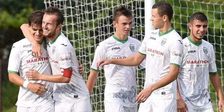 Карпаты - Динамо Киев Карпаты - Динамо Киев